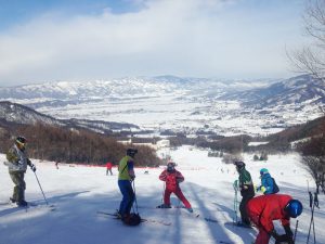 「調布市競技スキー教室」始まりまーす！