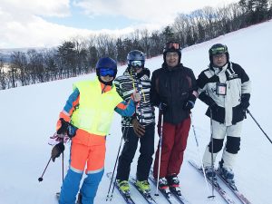 木島平の青空と、佐々木ふみお先生チーム